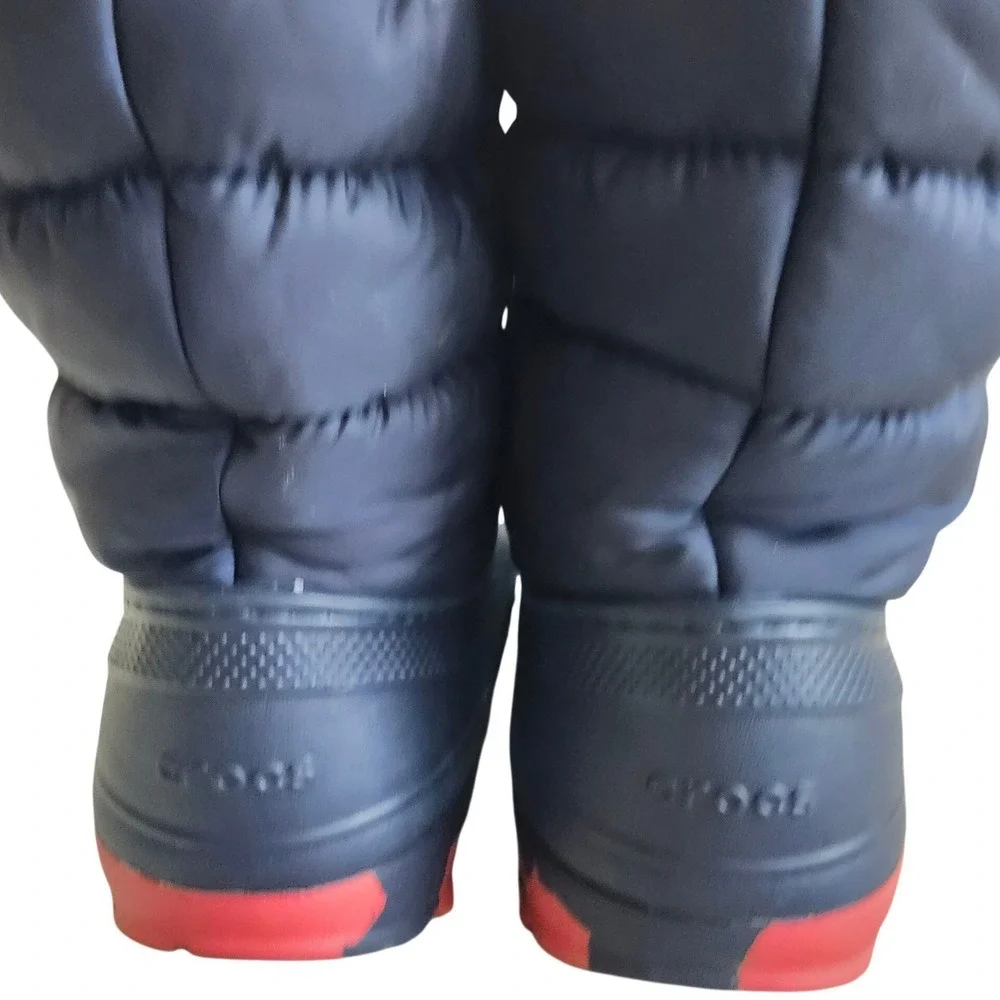 Crocs Neo Puff Snow Boots Kids J2 Navy Blue Red Warm Faux Fur Lined 207684